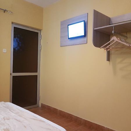 Hotel Pensao Asa Branca Assomada Exteriér fotografie