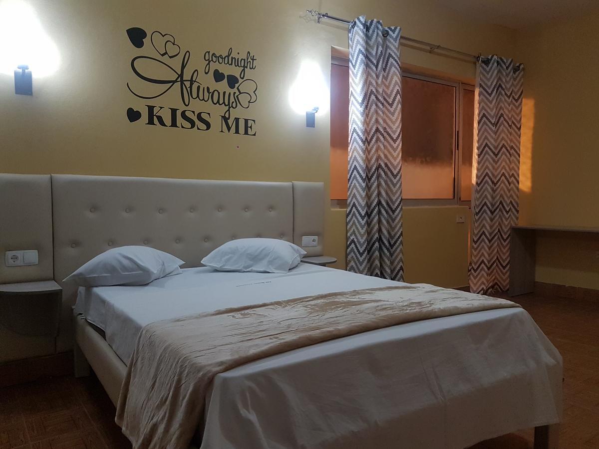 Hotel Pensao Asa Branca Assomada Exteriér fotografie